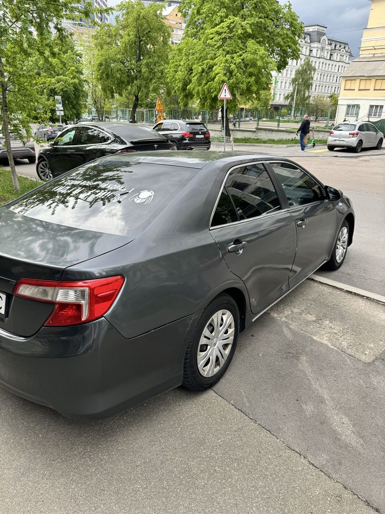 Toyota Camry 2012 газ/бензин