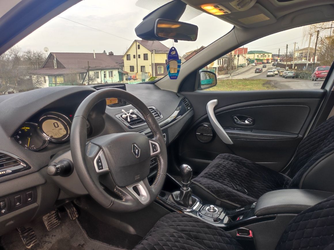 Продам Renault Megane Bosse 1.5д