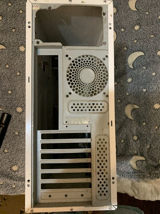 Корпус для ПК GRAND в непоганому стані