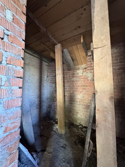 Продається нерухомість