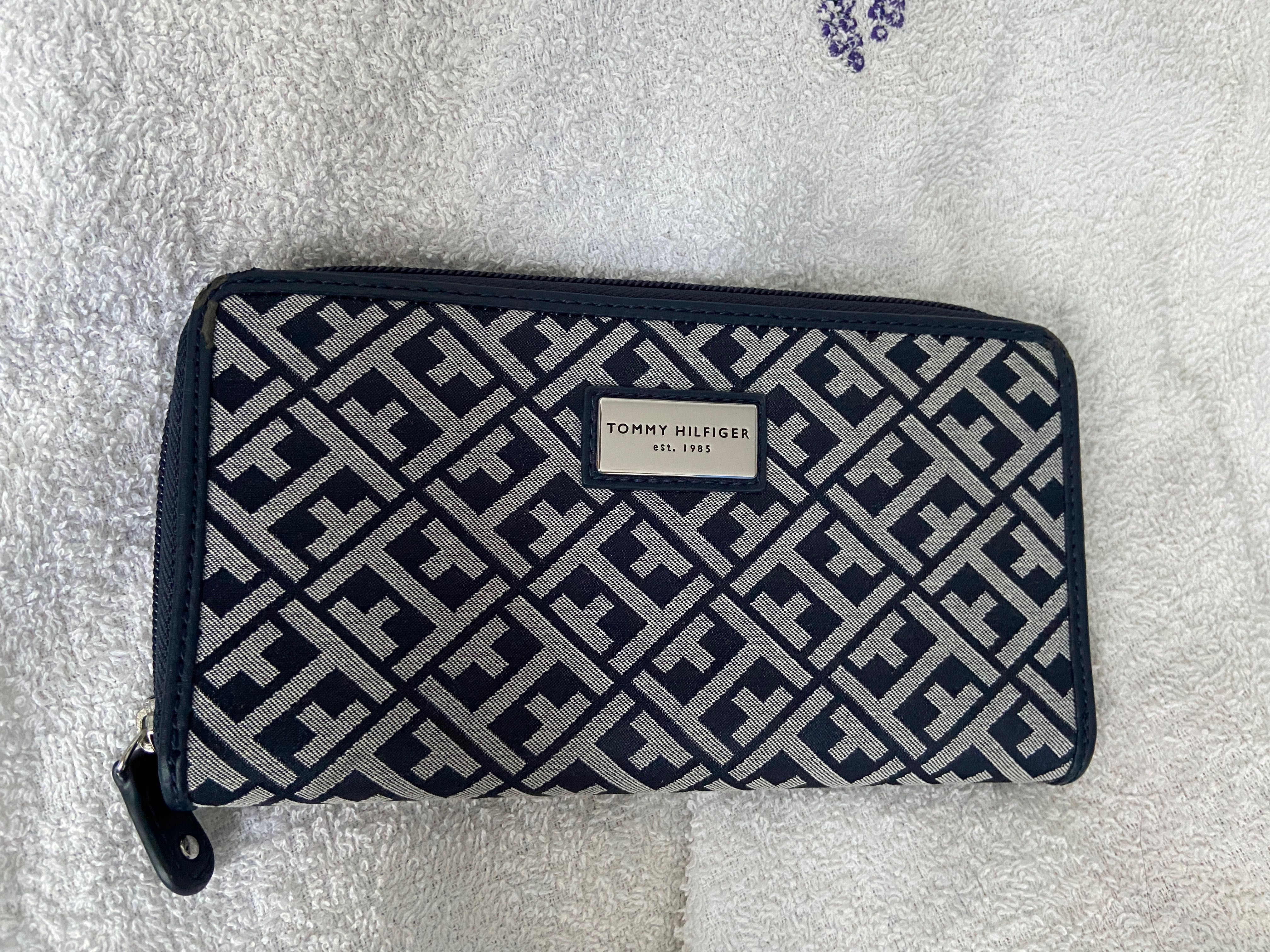 Tommy Hilfiger portfel damski