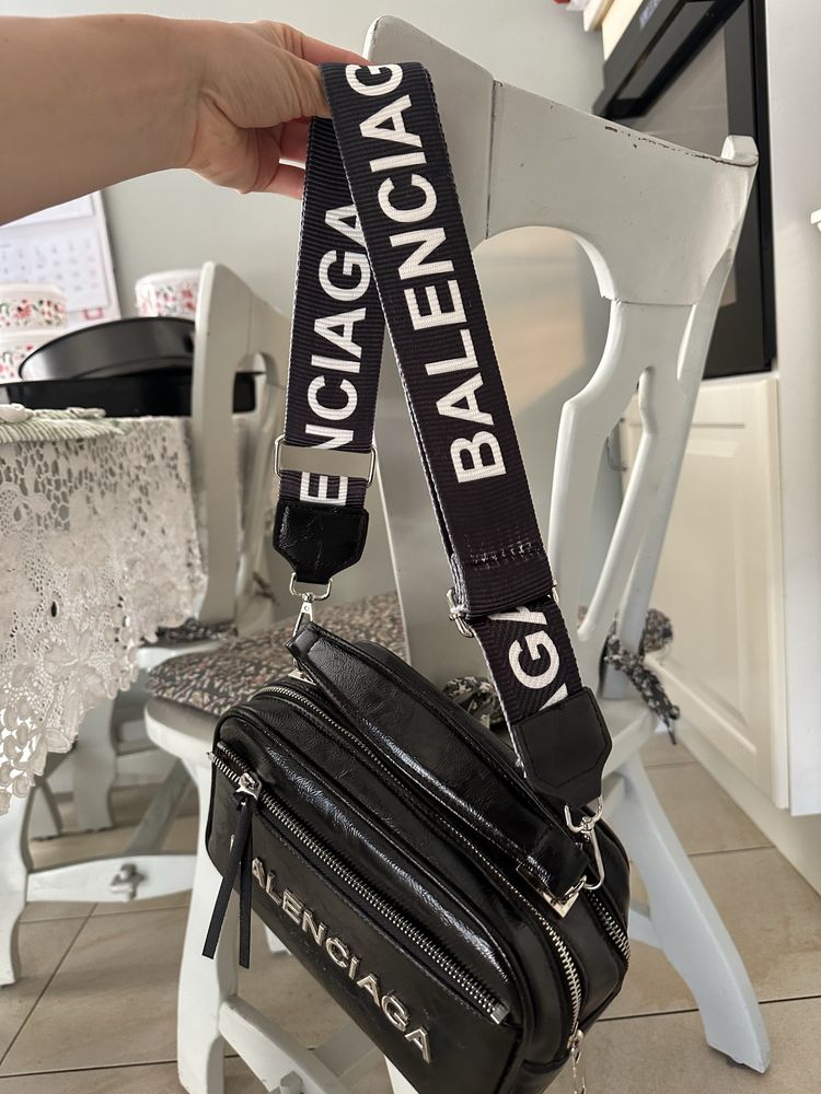 Balenciaga torebka na ramię torba nowa czarna skórzana logowana
