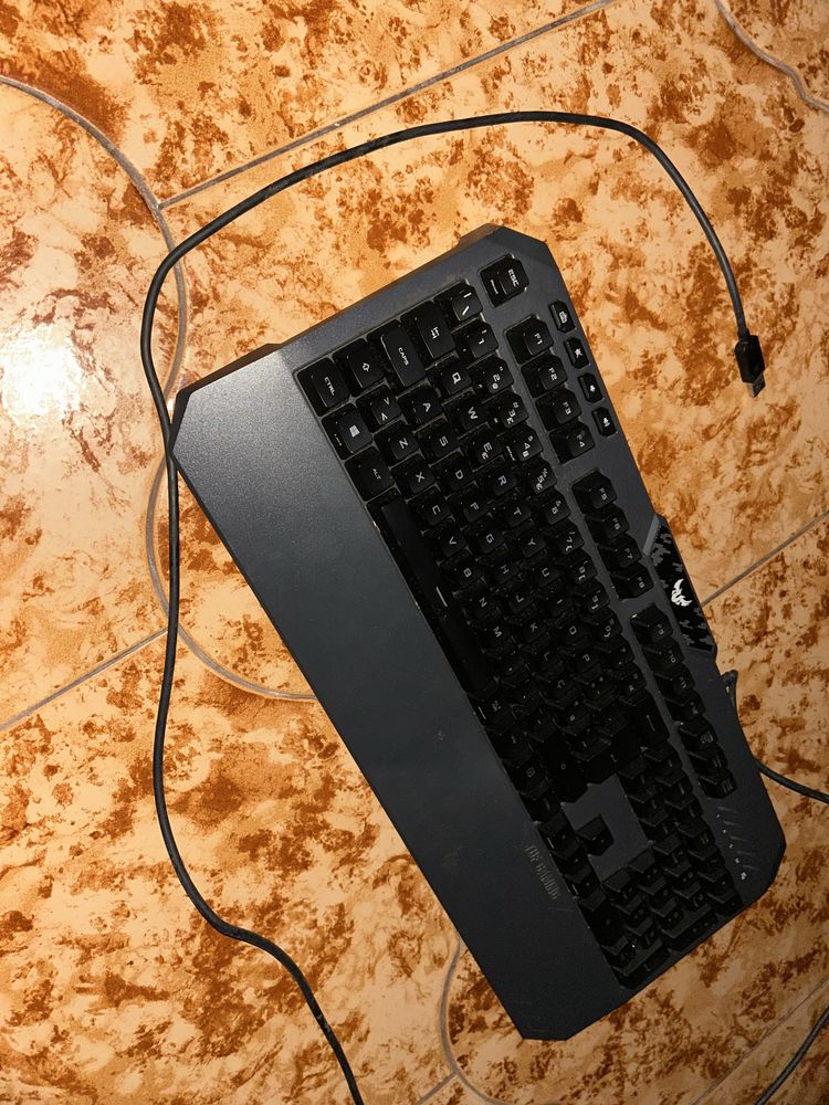 Teclado Gaming ASUS TUF Gaming K5 — Em Óptimo Estado!