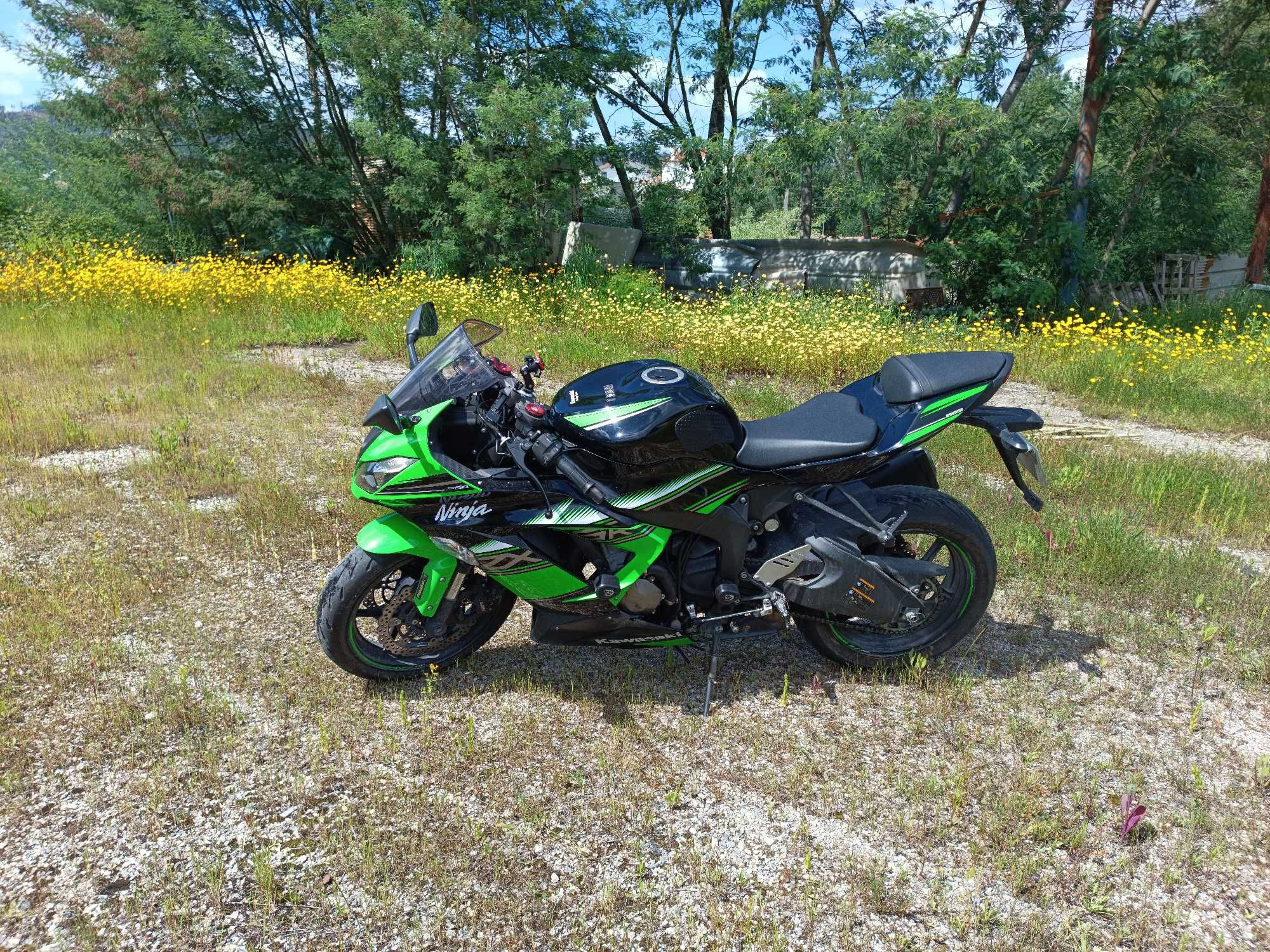 Kawasaki Ninja ZX6R 636 (sem ABS) 2016
