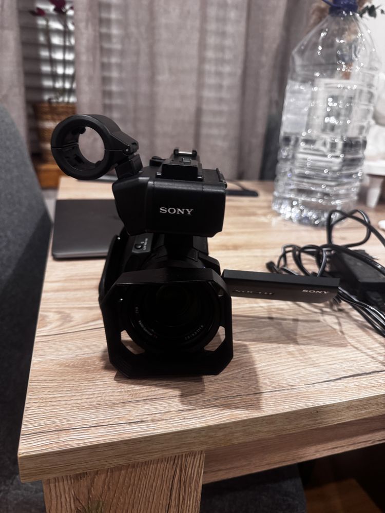Sony PXW-X70 camcorder