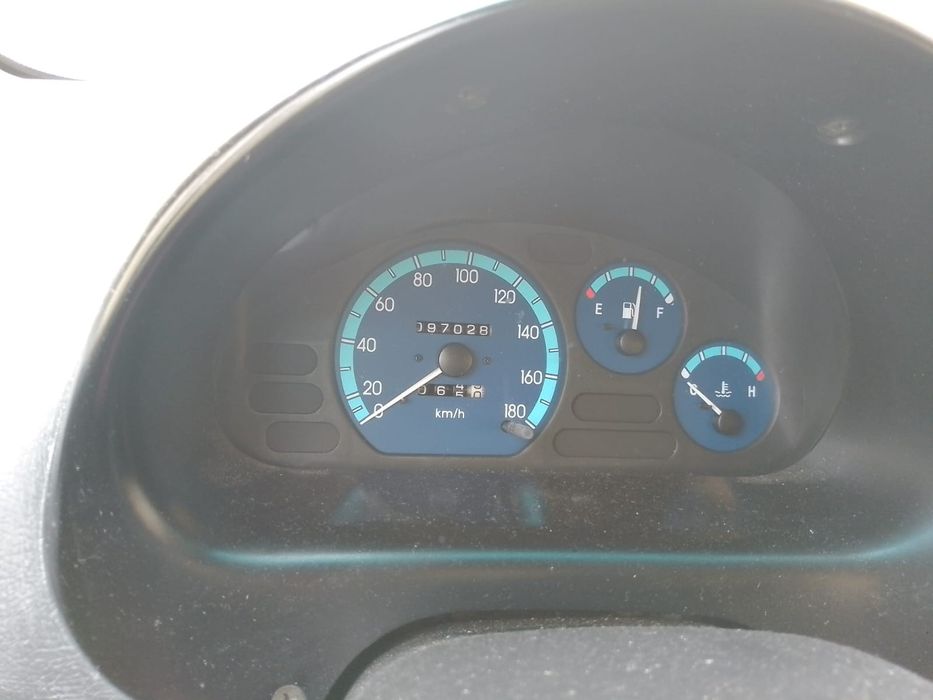 1500€ dawoo matiz com 98000km mecânico em bom estado