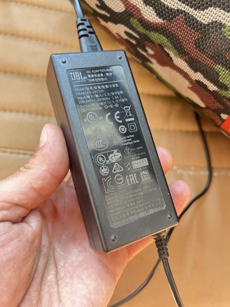 JBL Boombox 1 серії оригінал