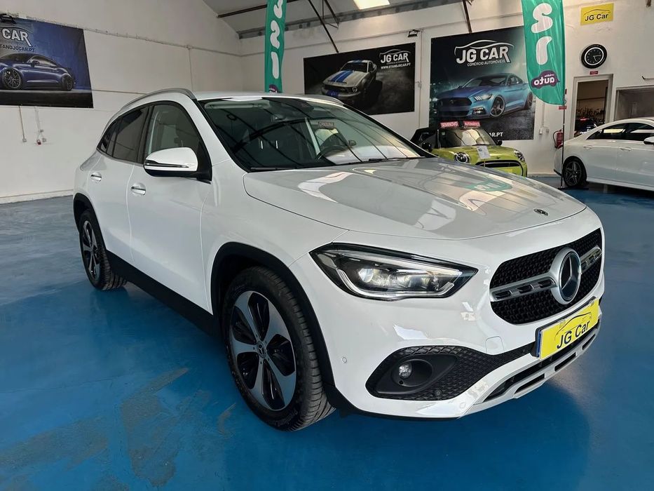 Mercedes-Benz GLA 200 7G-DCT Style