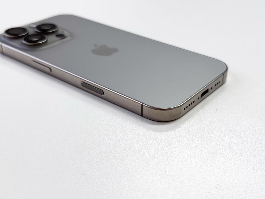 iPhone 16 Pro 128 GB Naturalny Tytan Jak Nowy Sklep Gwarancja Producen