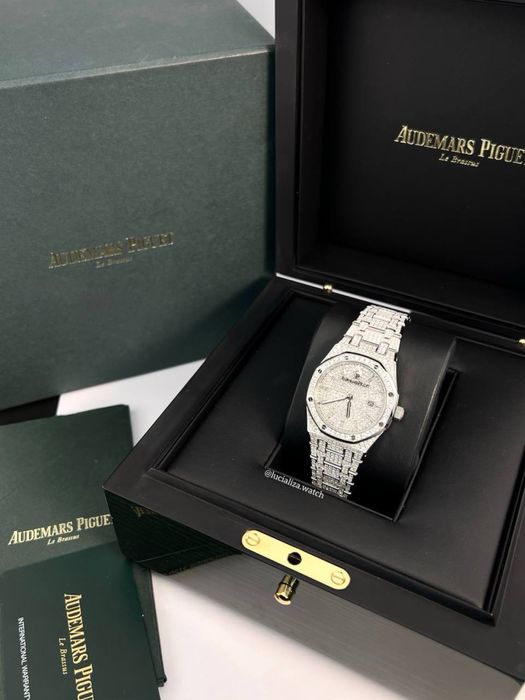 Годинник Audemars Piguet Royal Oak Ref. 67650ST.OO.1261ST.01