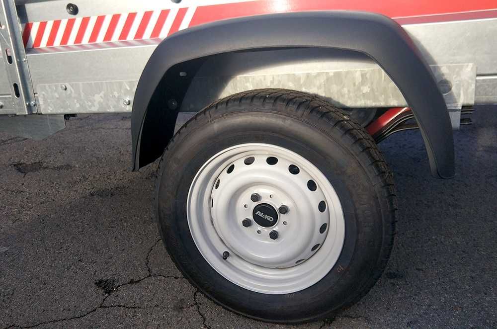 Легковий причіп Любарт / легковой прицеп одноосный оцинкованный