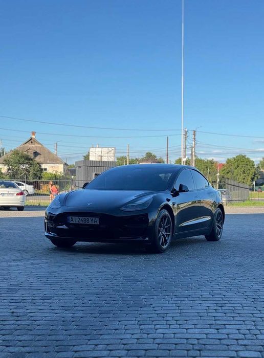 Автомобіль Tesla Model 3 2022 Dual Motor