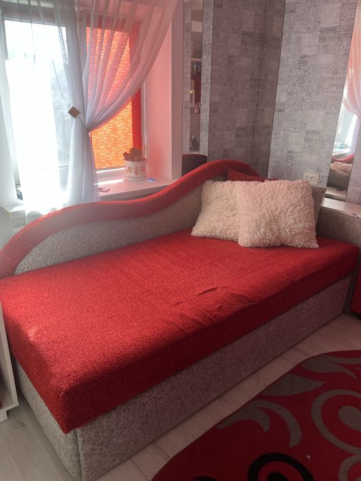 Продам диван розмір 215 на 95.