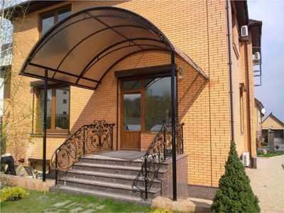 Купити Поликарбонат у Львів.Монолітний ,сотовий Софіти