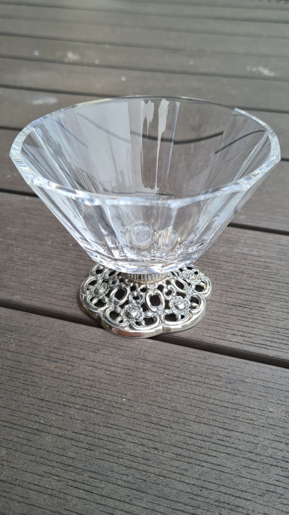 Kryształowa paterka Ø 10 cm, srebro 835, kryształ