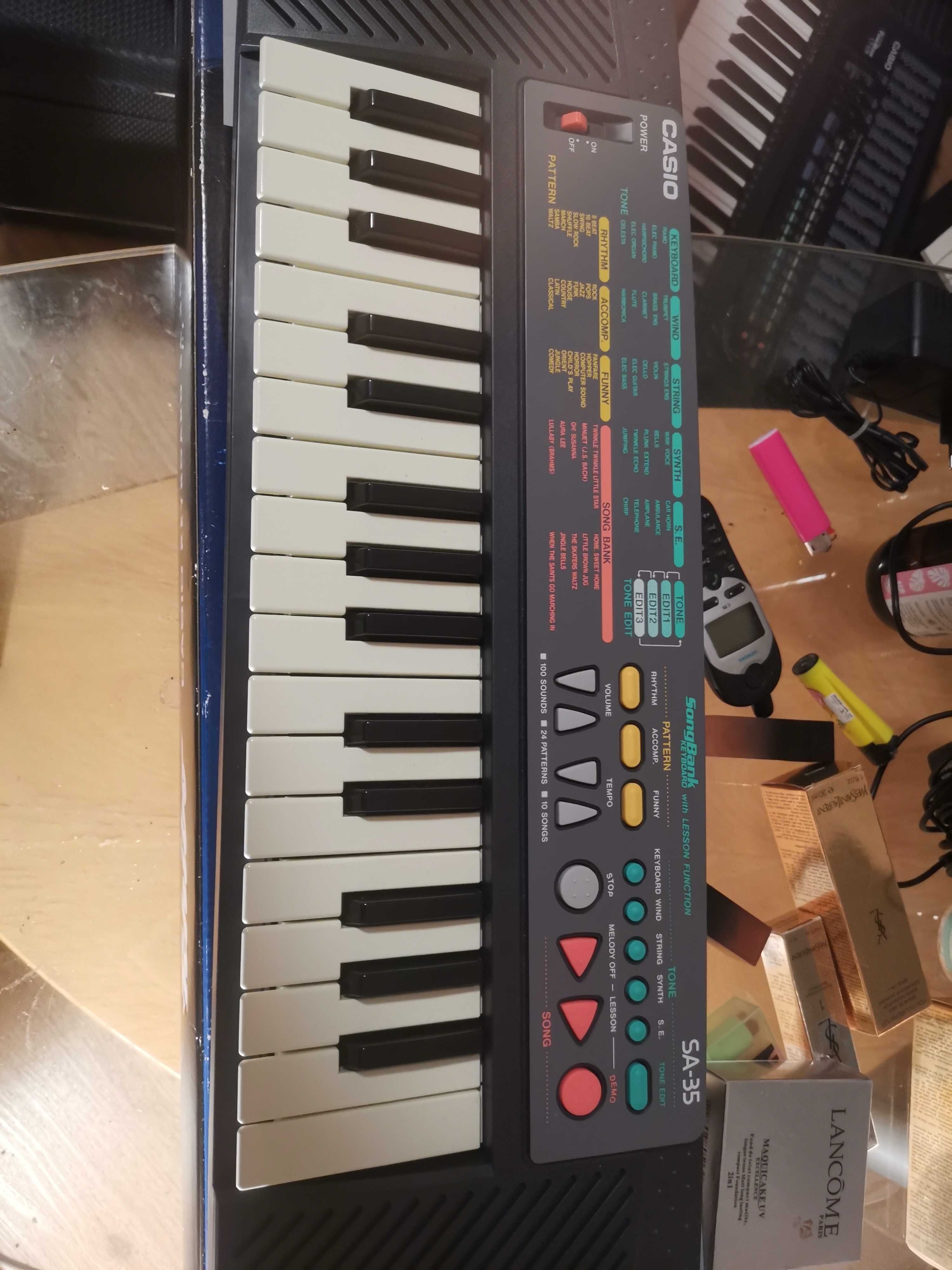 Casio sa 35 keyboard mały idealny na pierwsze kroki