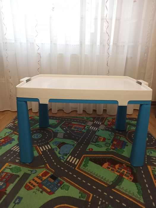 стіл , столие "Долоні"