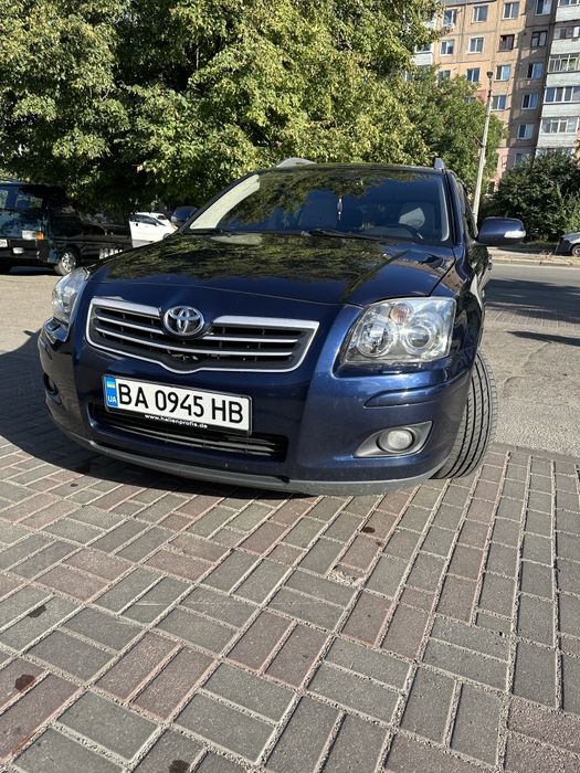 Toyota avensis 2.2 d-cat