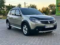 Рено Сандеро Степвей Renault Sandero STEPWAY 1, 6 бензин duster дастер