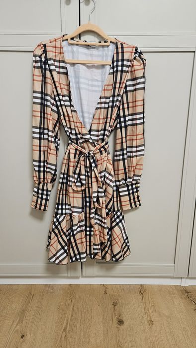 Sukienka andzela m/L święta krata falbanki