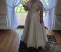 Przepiękna błyszcząca suknia ślubna ivory