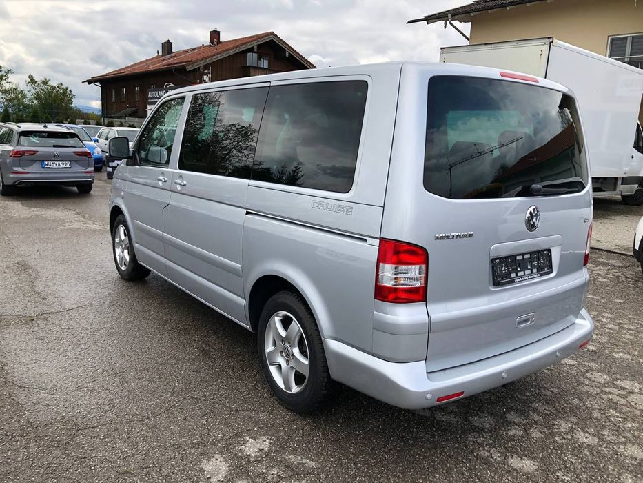 Volkswagen T5 Multivan 2.5 супер стан!