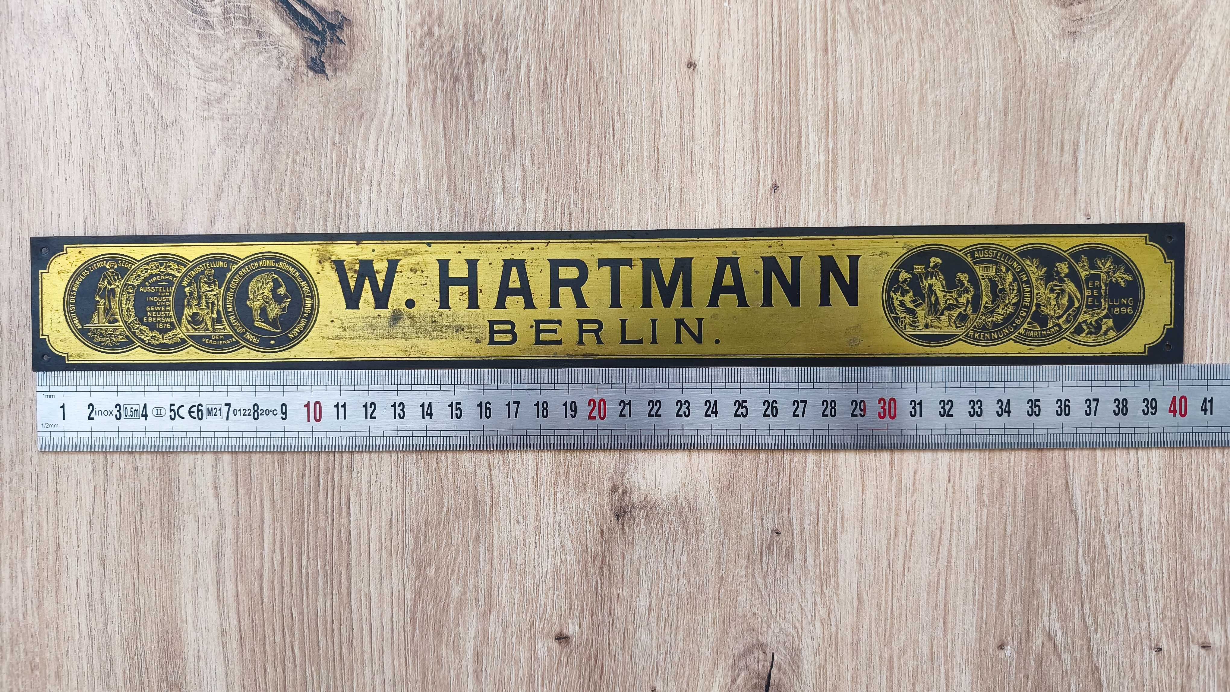 Placa Metálica Original W. Hartmann Berlin – Década de 1900