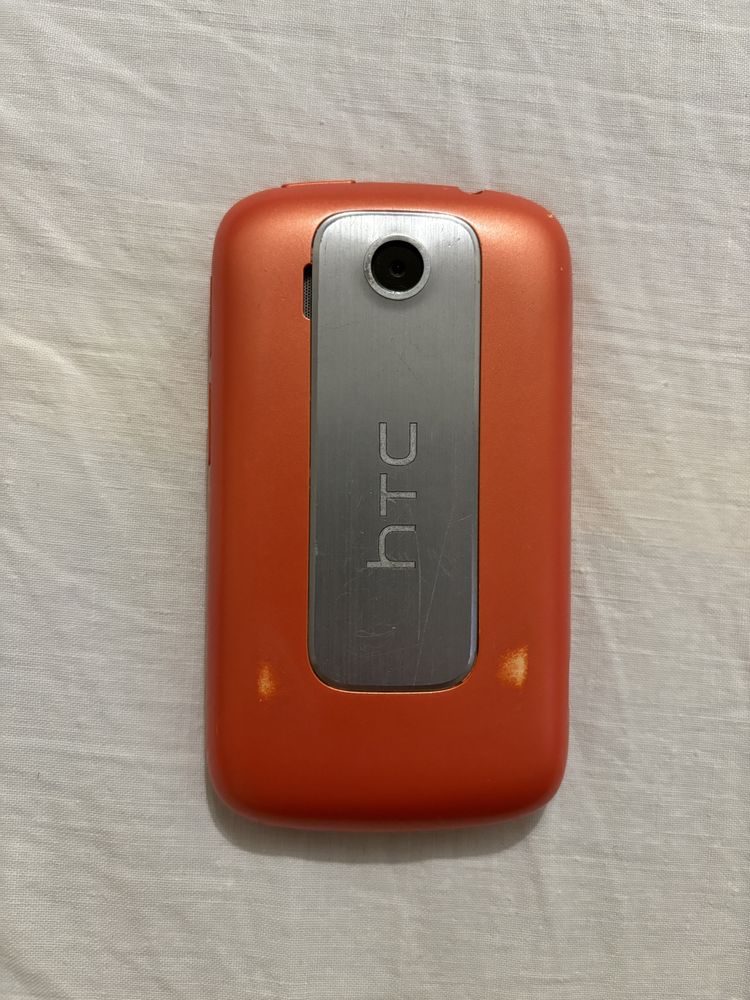 Смартфон htc.