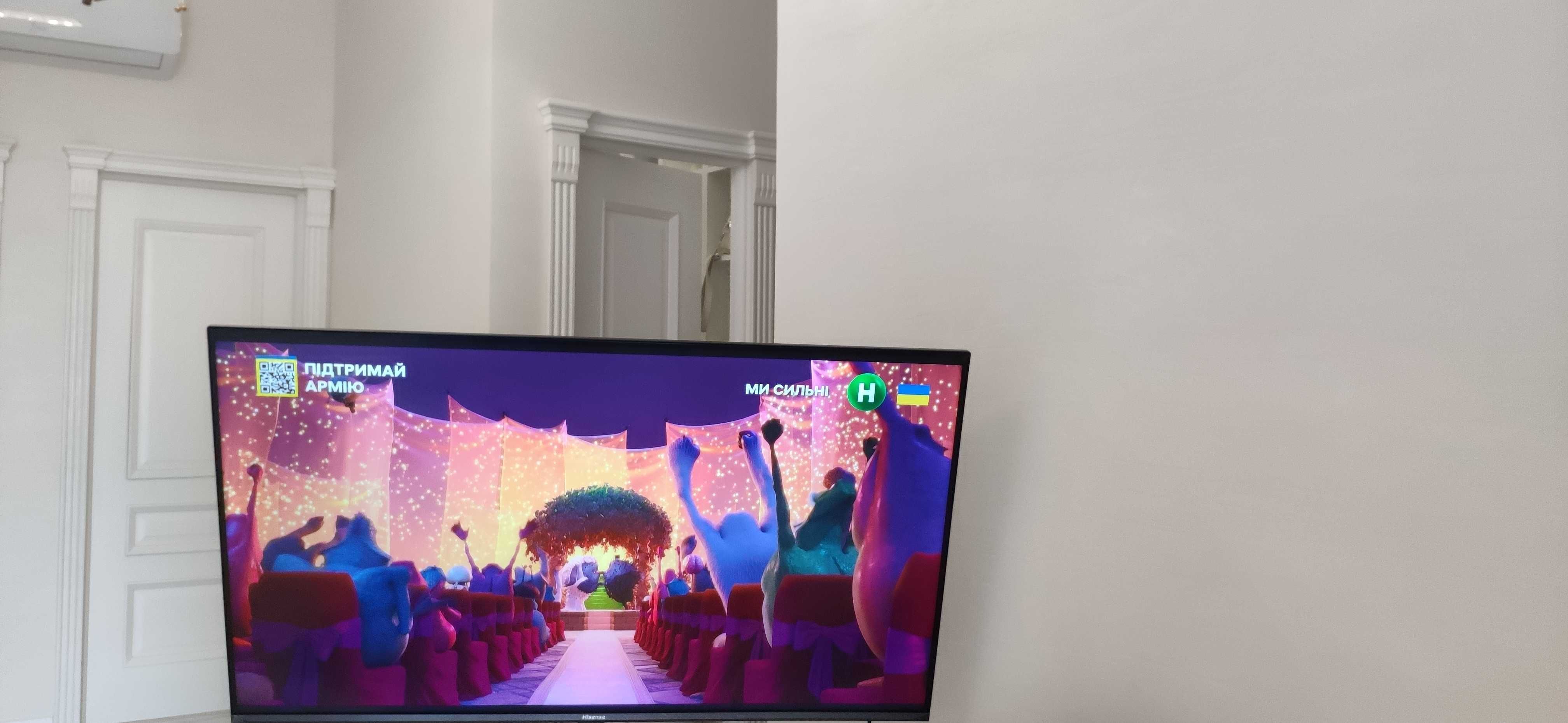 Lux China brend - Hisense - продам телевизор со стойкой неваляшкой.