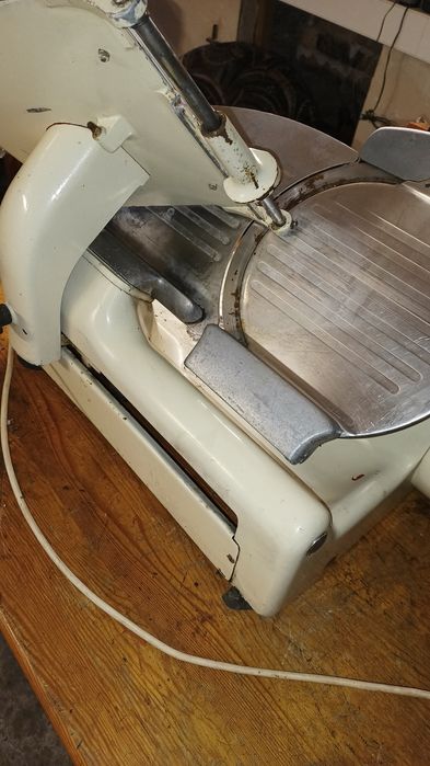 Krajalnica do wędlin sera sklepowa niemiecka maszyna bardzo ciężka