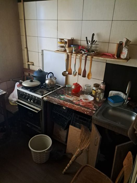 Сдам свою 3 к кв на коммунальном рынке