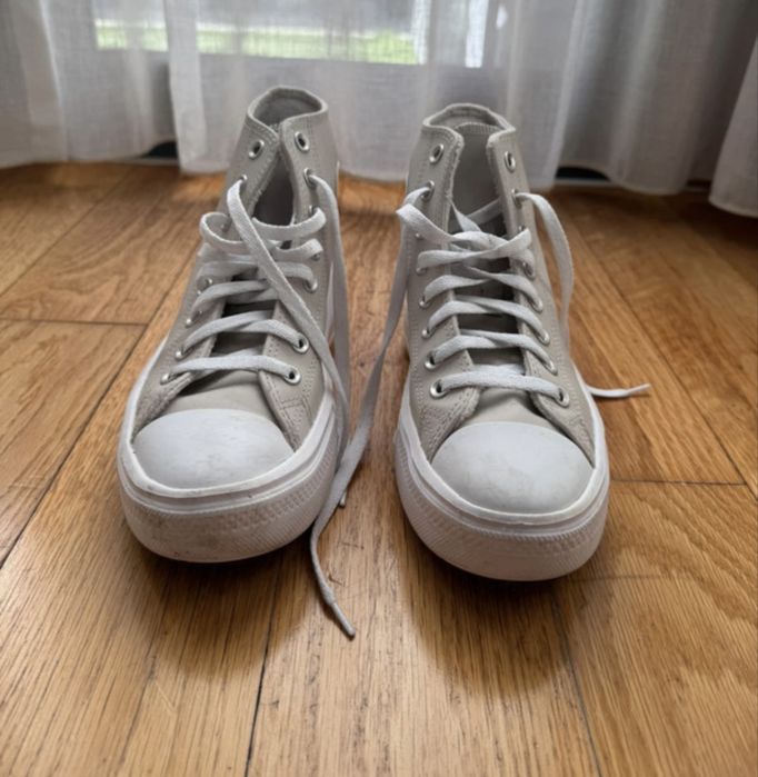 Tenis Converse beges