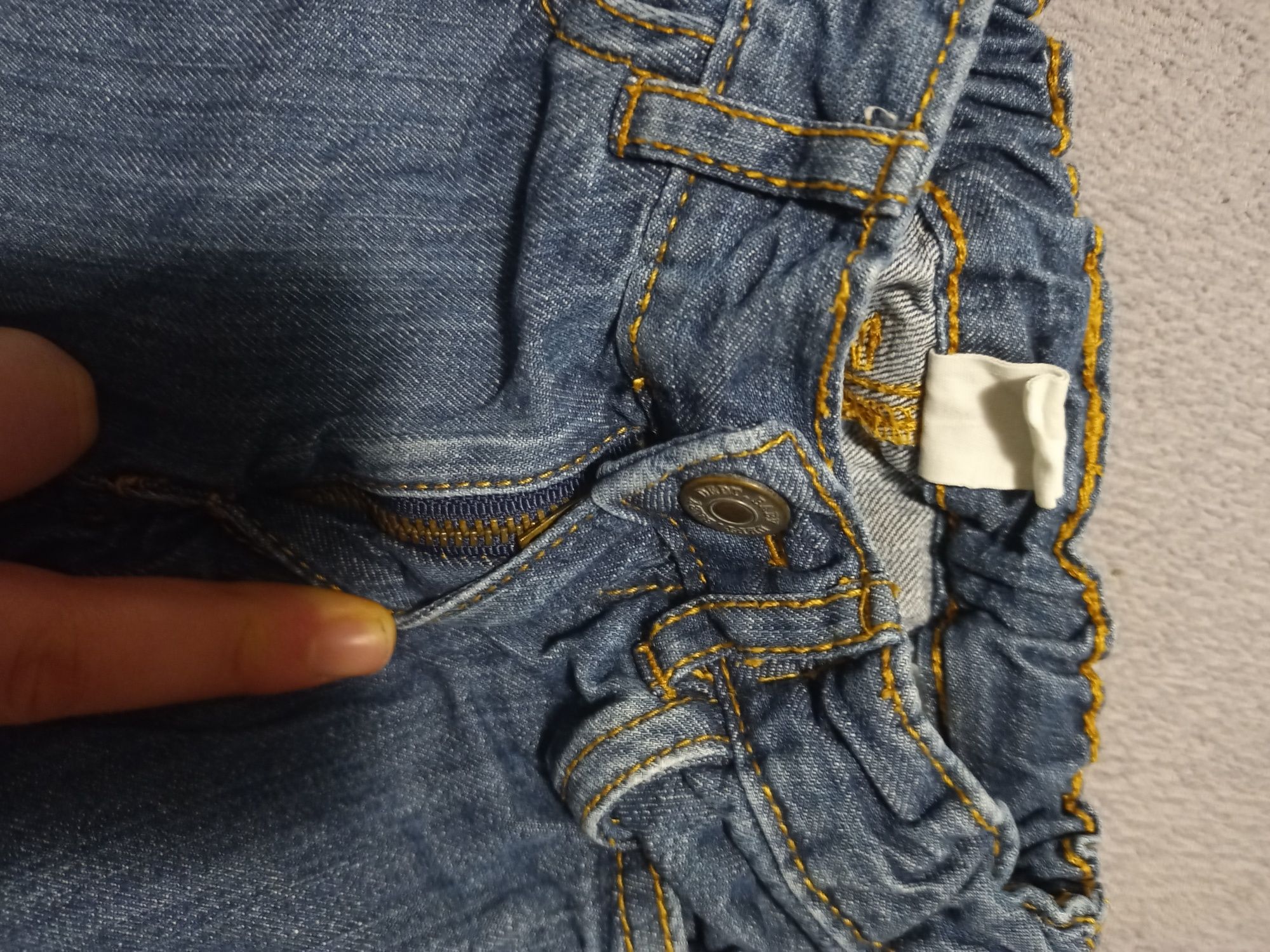 Jeansy 68 spodenki spodnie dla chłopca ubranka ciuszki dla chłopca