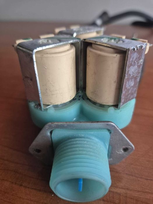 Elektrozawór z pralki samsung WW90K6414QW