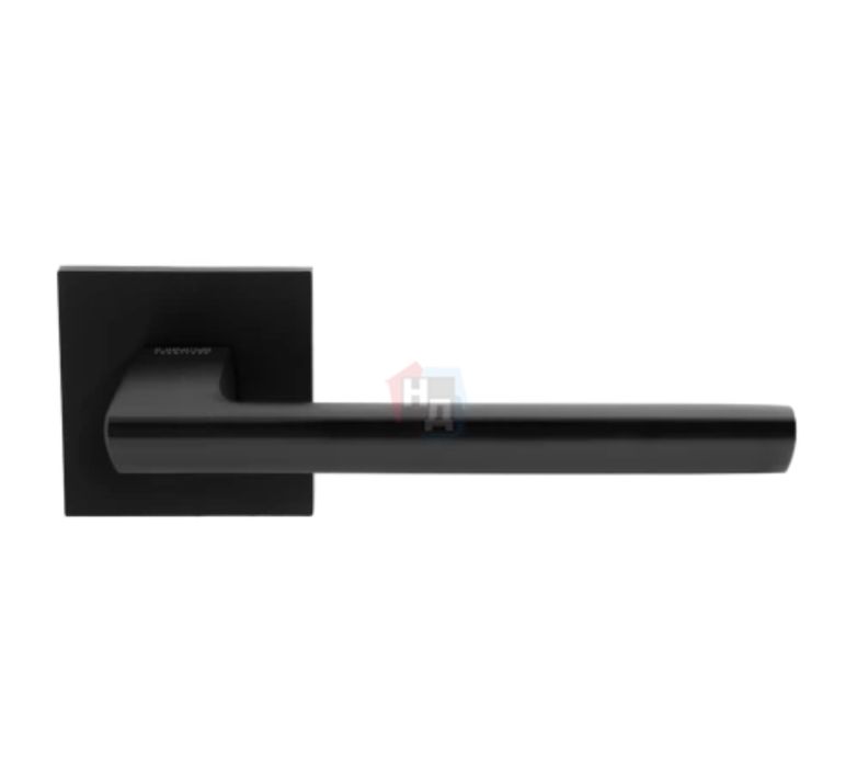 Дверна ручка міжкімнатна