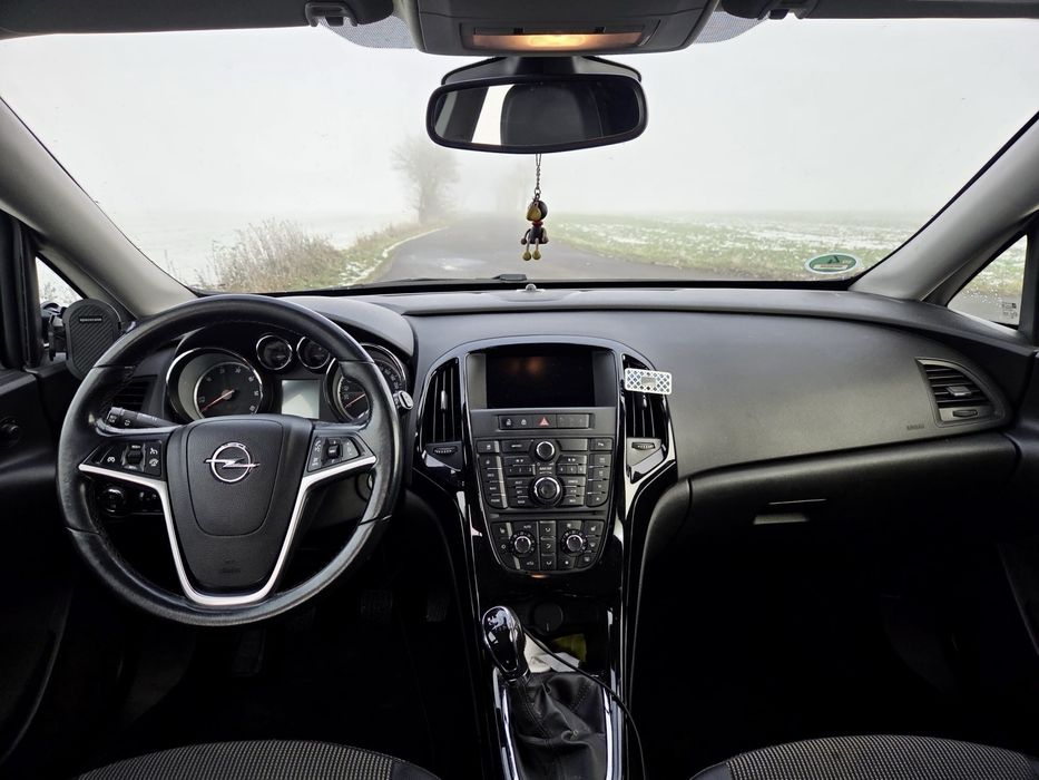 OPEL ASTRA Sport Tourer