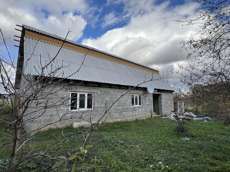 Продаж будинку ! Смт Вендичани