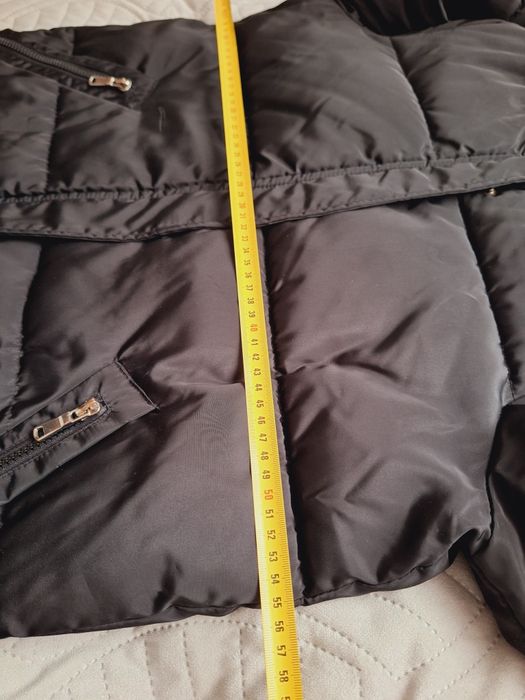 Czarny płaszcz kurtkowy rozm 36/38