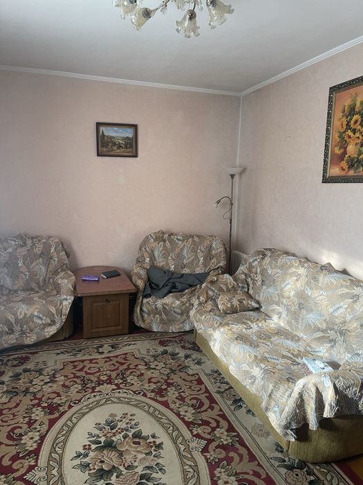 Здам в оренду частину будинку з окремим подвірям