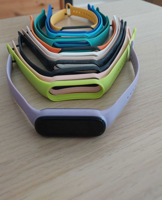 Smartwatch AMAZFIT band 5 +13 opaskow Gratis!