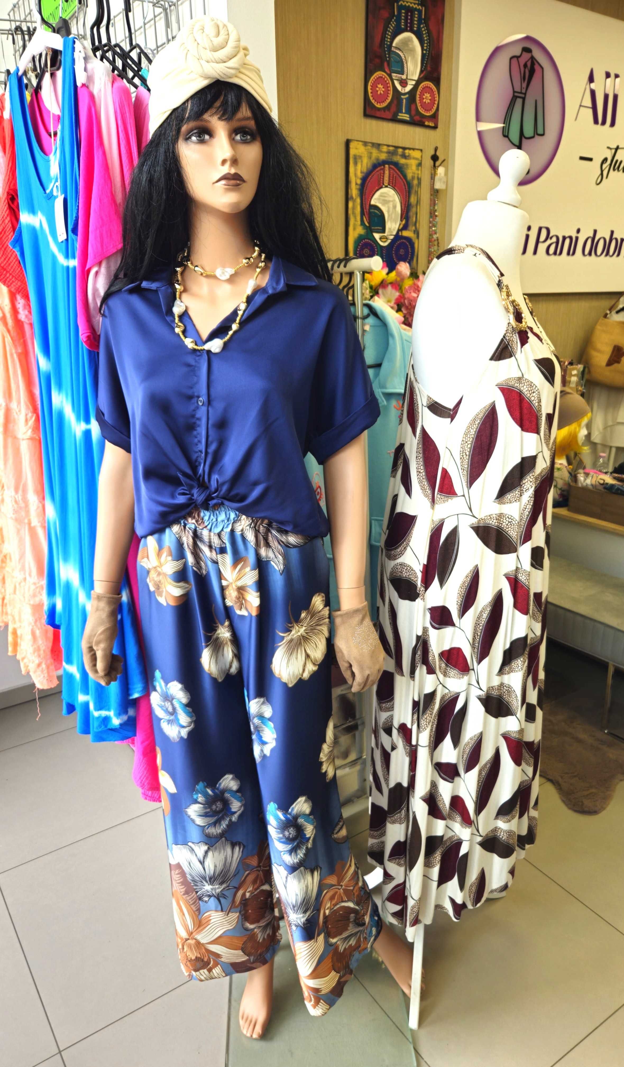 Komplet M/L granat kwiaty Italy !!!