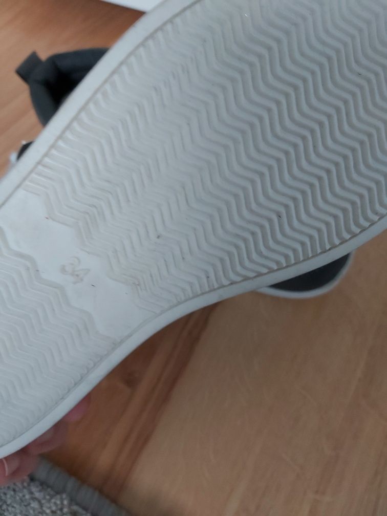 Buty wiosenne trzewiki botki r 34