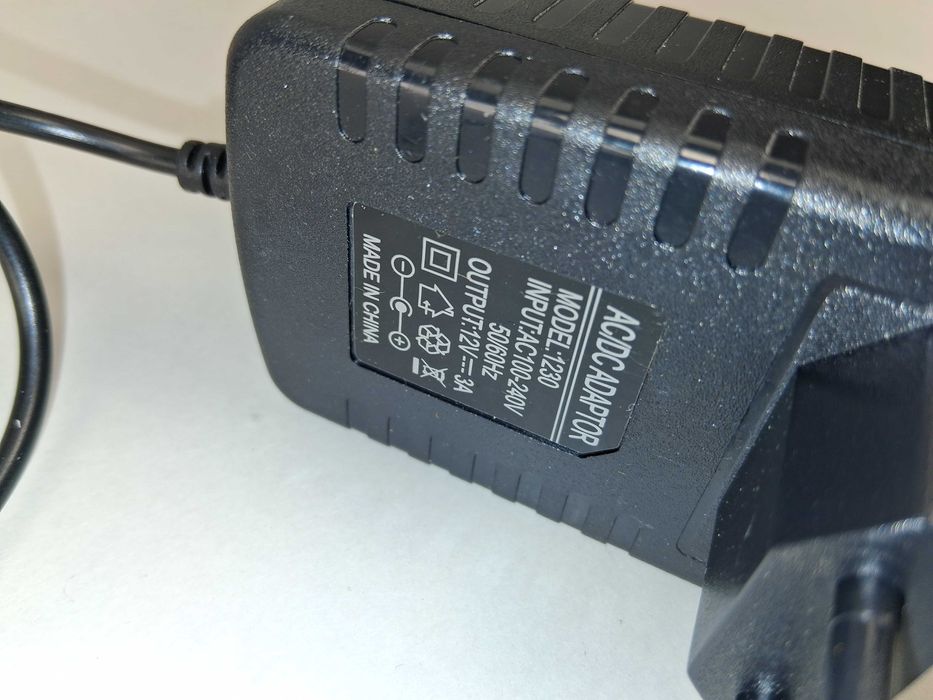 N273 Adapter Zasilacz 230V na Gniazdo Zapalniczki 12V 3A