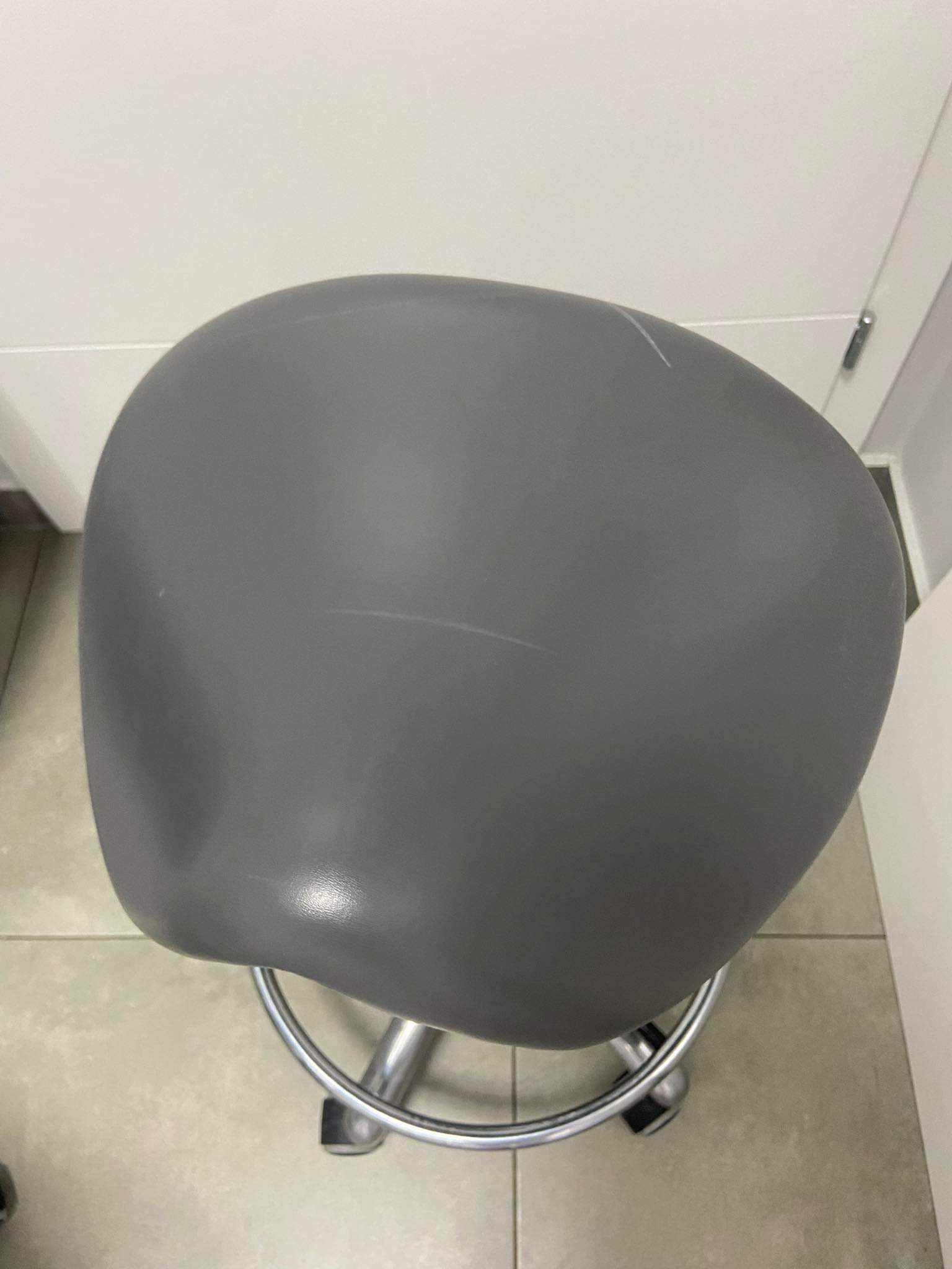 krzesełka stomatologiczne