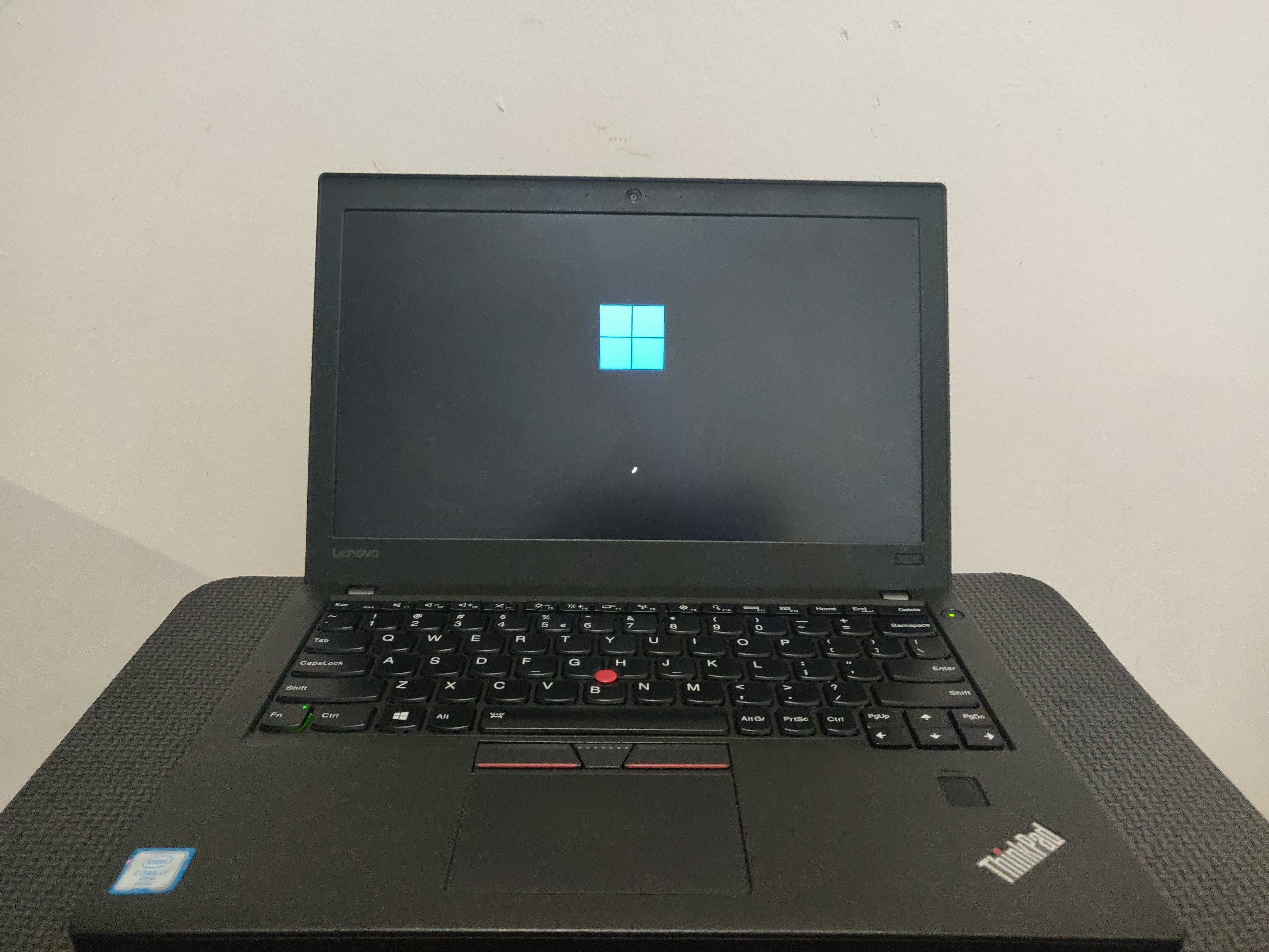 Laptop Lenovo thinkpad x270 / core i7 / RAM 8gb / 256gb NVME SSD
