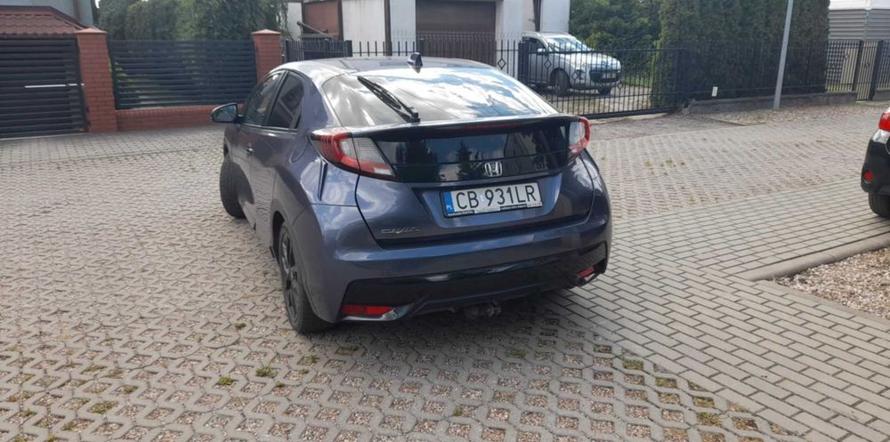 HONDA CIVIC  1,8 /FK2/ benzyna 2016 rok