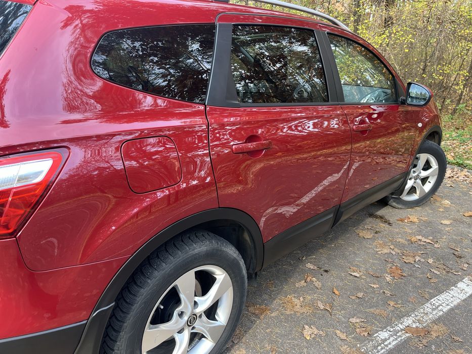 Nissan Qashqai+2, 4Х4, 2,0 бензин, автомат