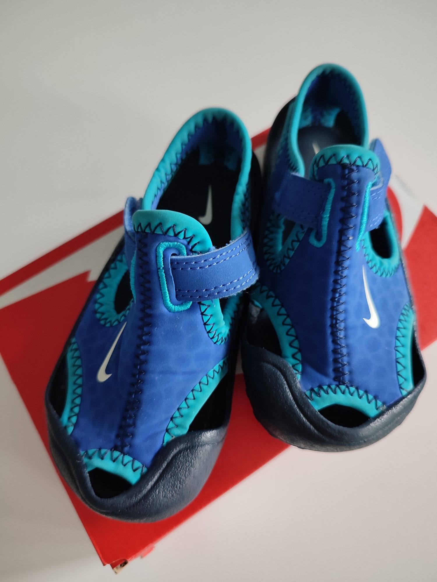 Nike sunray protect sandały chłopiec rozmiar 23,5.