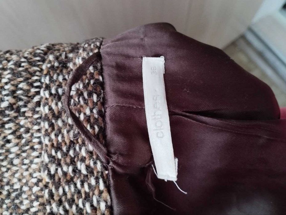 Осіннє жіноче пальто xs