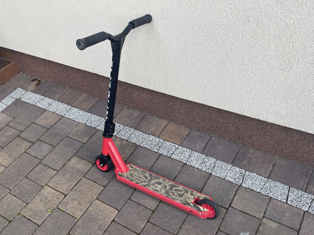 Hulajnoga skate parkowa